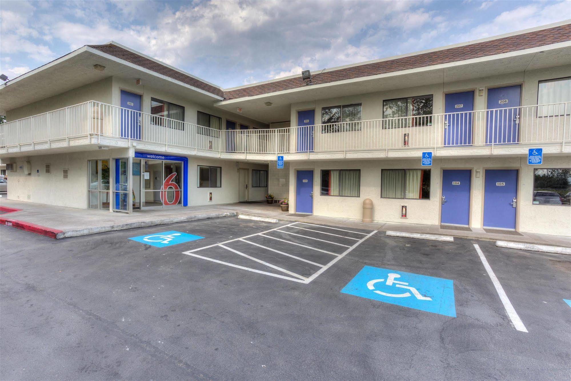 Motel 6-Troutdale, Or - Portland East Esterno foto